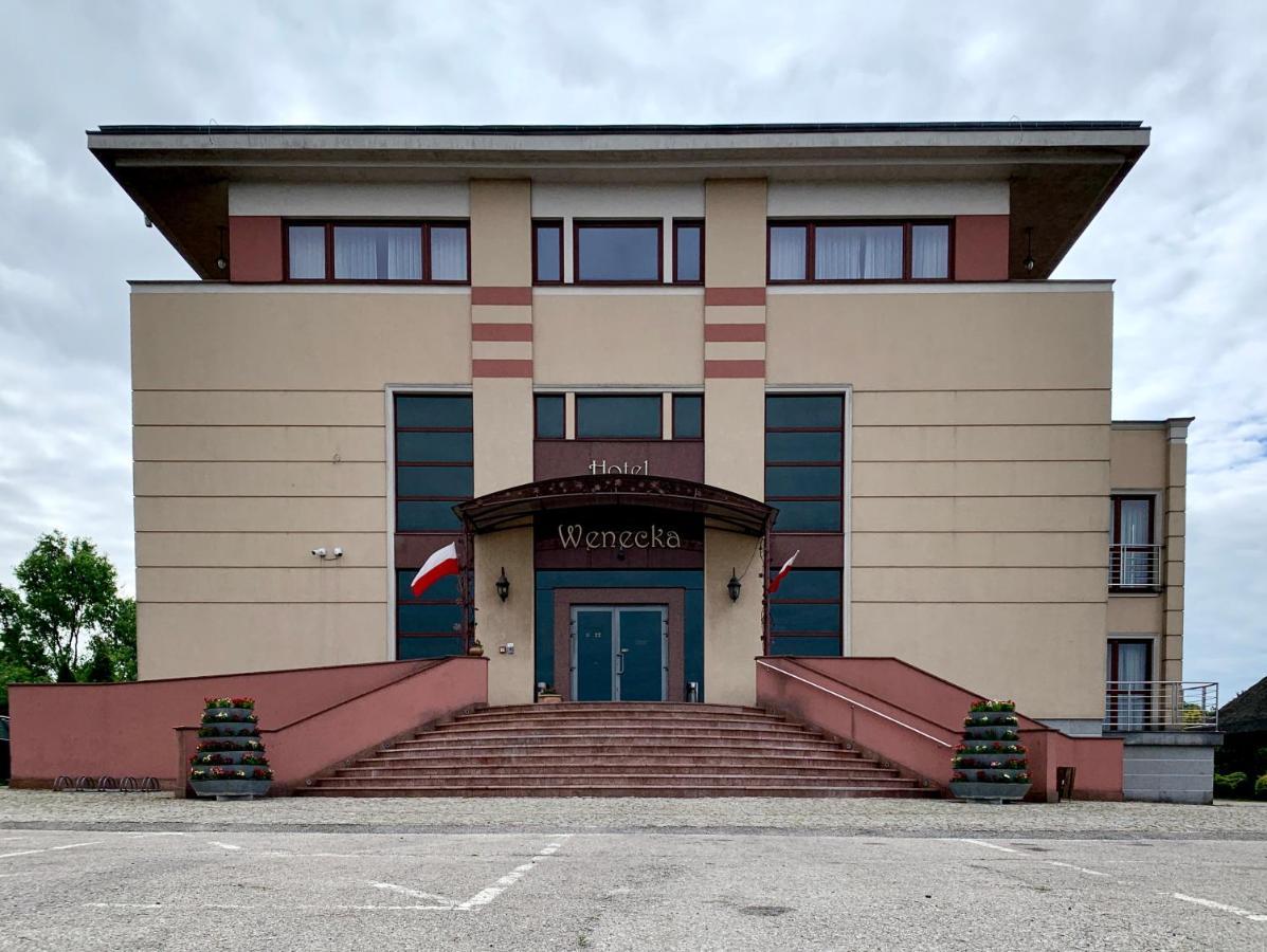 Hotel Nocowanie Restauracja Wenecka Klobuck Exterior foto